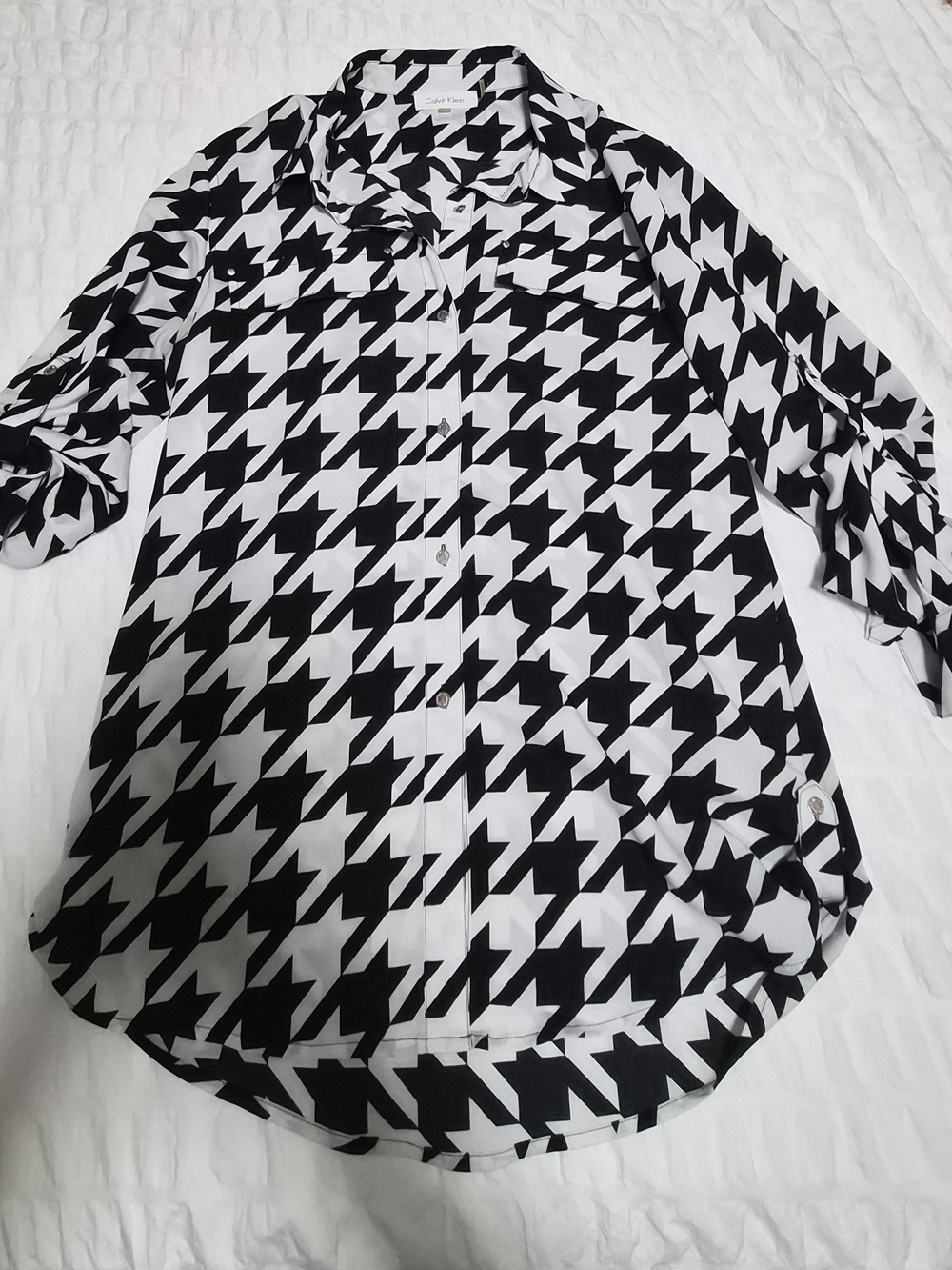 Calvin Klein Black & White Houndstooth Button-Down Shirt